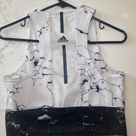 Adidas Crop Tank size medium like new - Picture 3 of 3